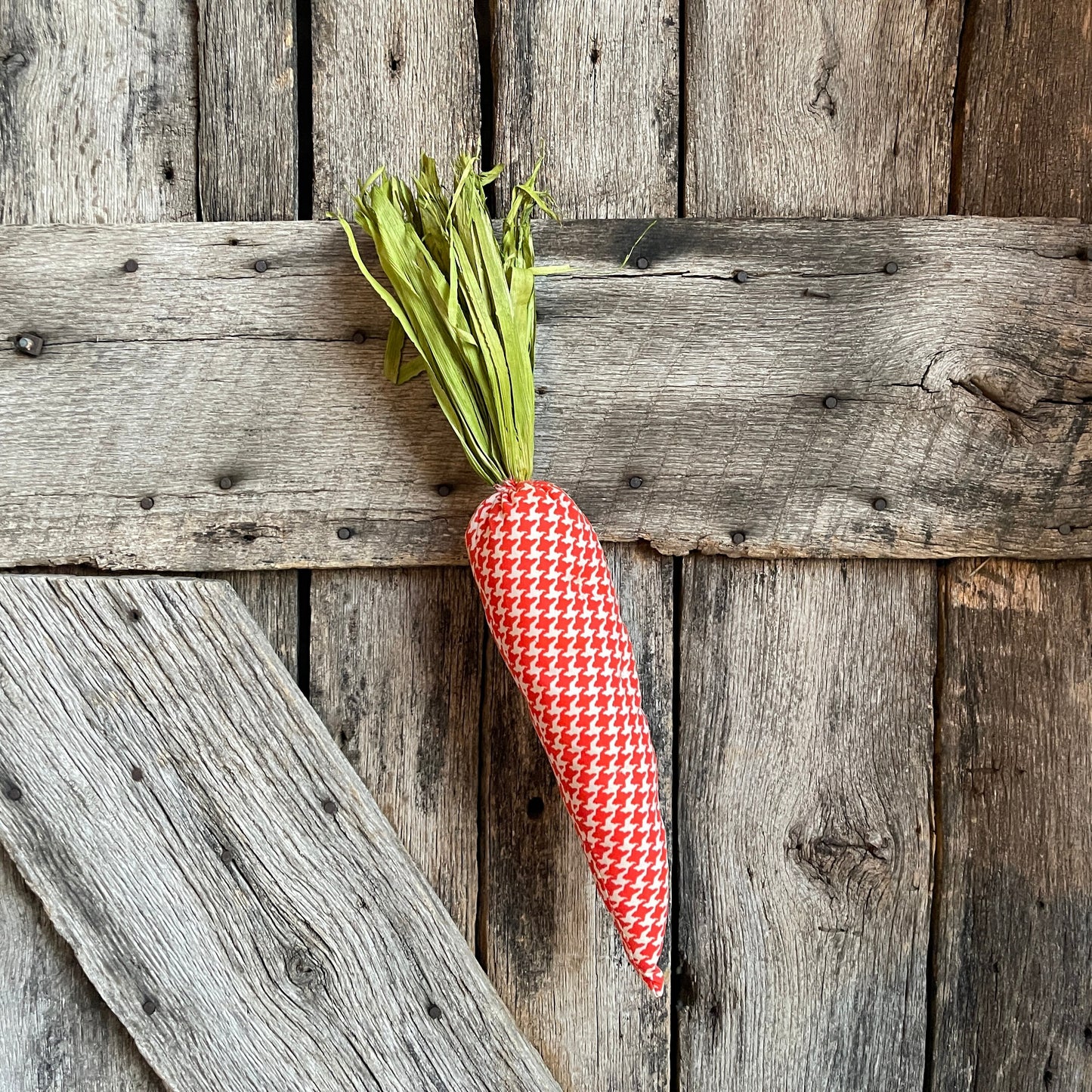 Houndstooth Carrot, Easter Decor