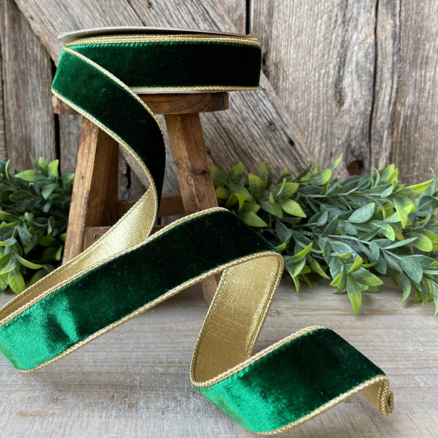 1.5" Emerald Green Flashy Velvet, Farrisilk Ribbon, Wired Ribbon