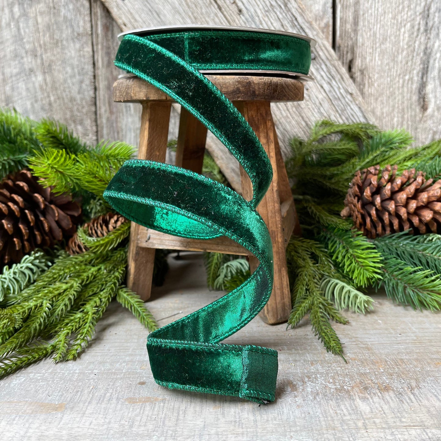 1" Emerald Velvet, Christmas Tree Ribbon, Farrisilk Velvet