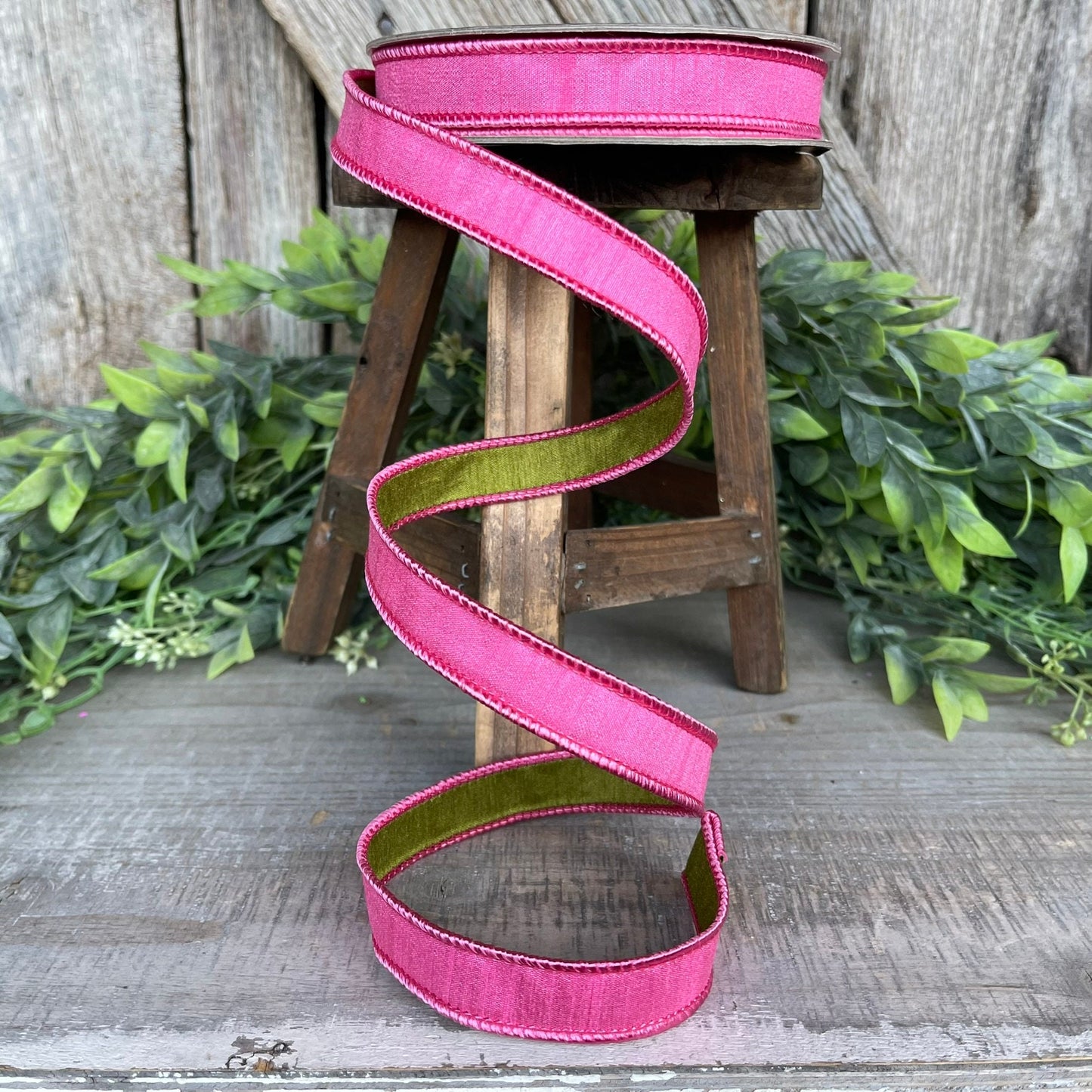 3/4” Bubblegum Pink Ribbon, Farrisilk ribbon, wired ribbon