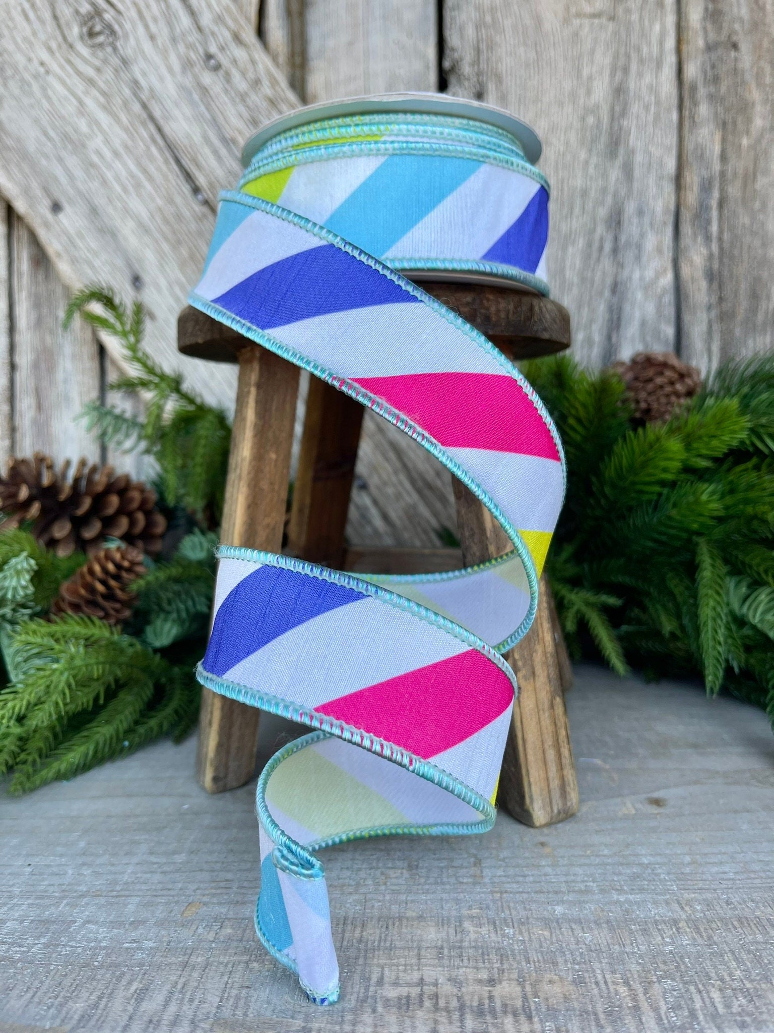 1.5" Rainbow Diagonal Stripe, Wired Ribbon