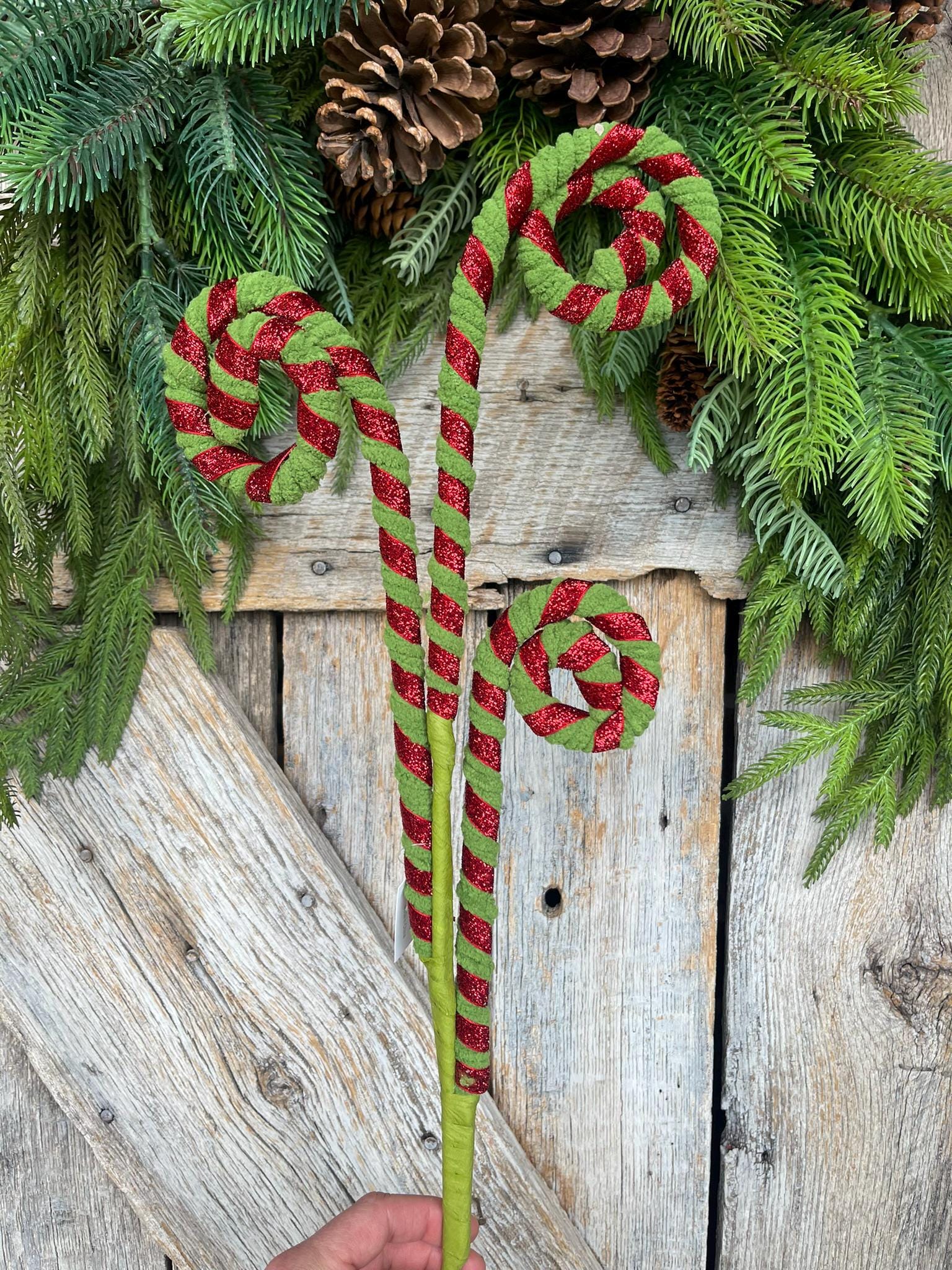 28" Red Green Curly Spray, Christmas Curly Spray