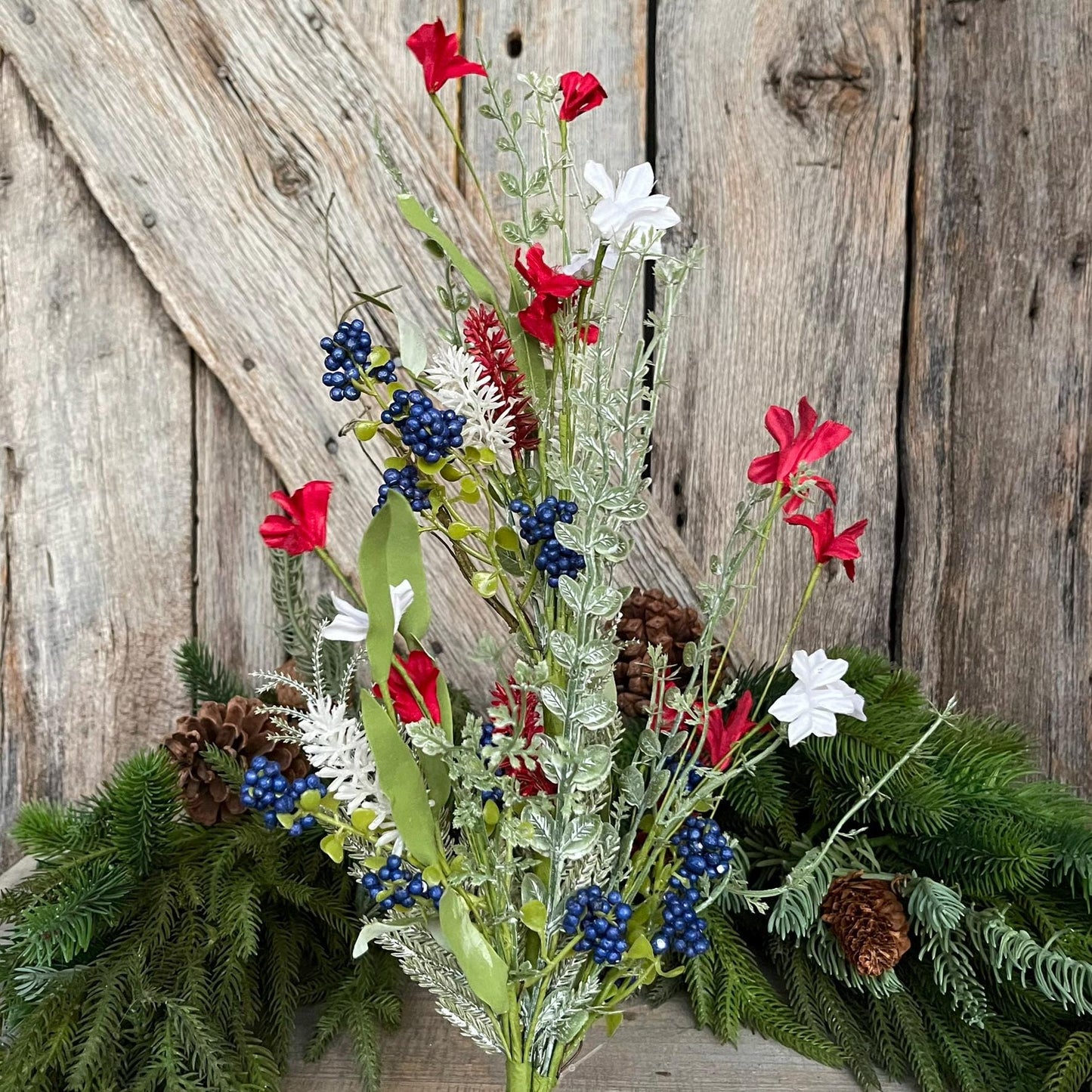 60919, 24" Red White Blue Floral Spray