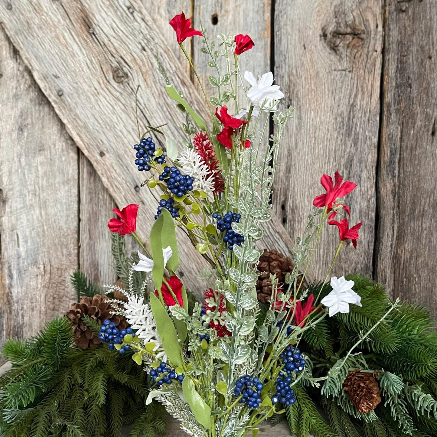 60919, 24" Red White Blue Floral Spray