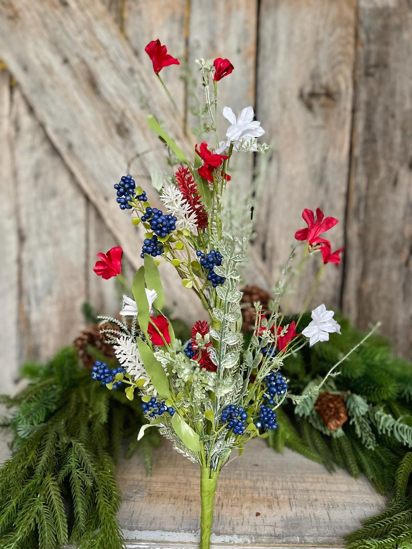 60919, 24" Red White Blue Floral Spray