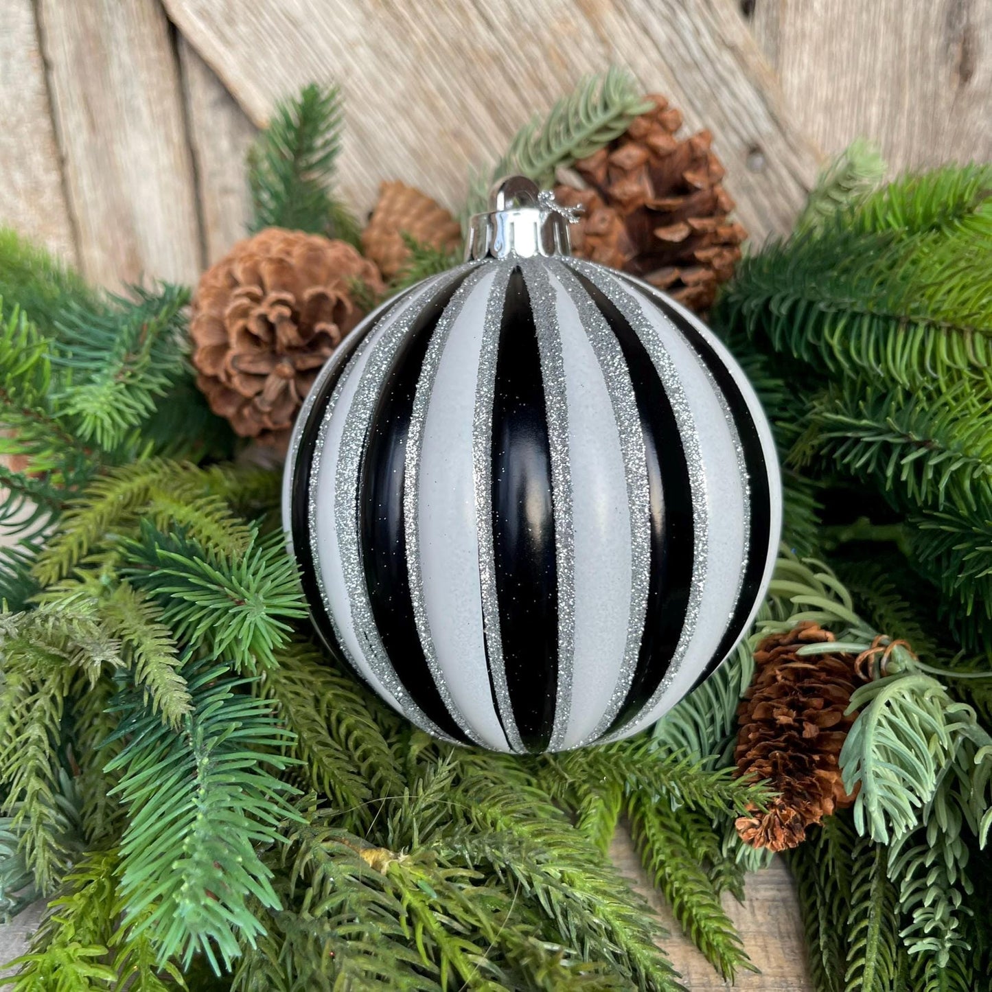 5" Black White Ornament, Black White Ornament