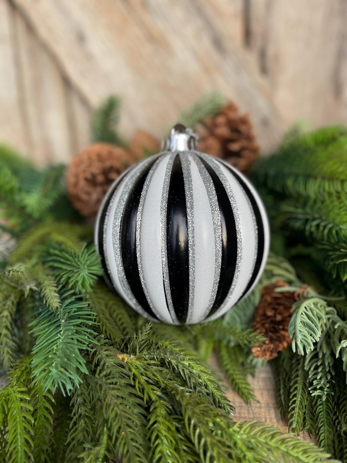 5" Black White Ornament, Black White Ornament