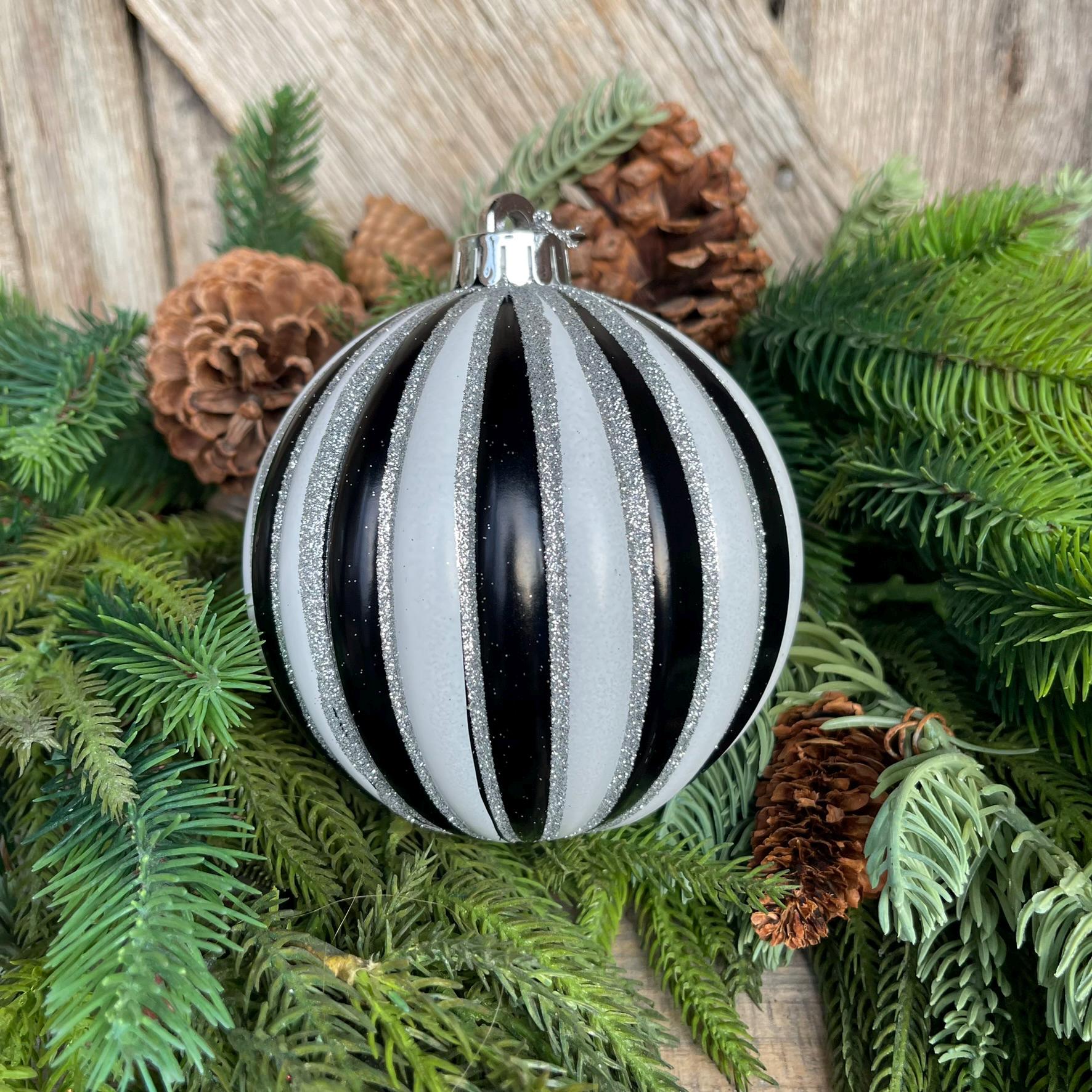 5" Black White Ornament, Black White Ornament