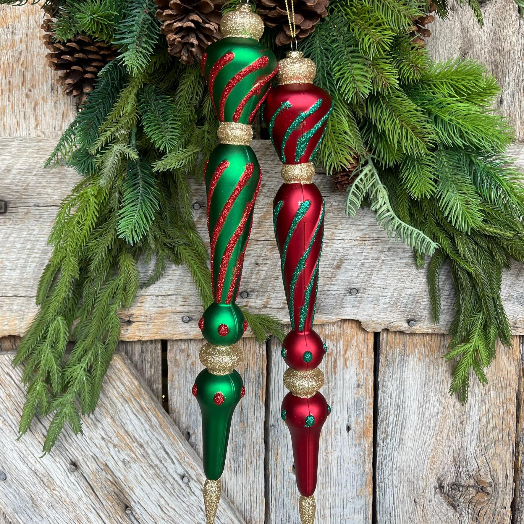 Set of 2 17" Red Green Finials, Red Green Ornament