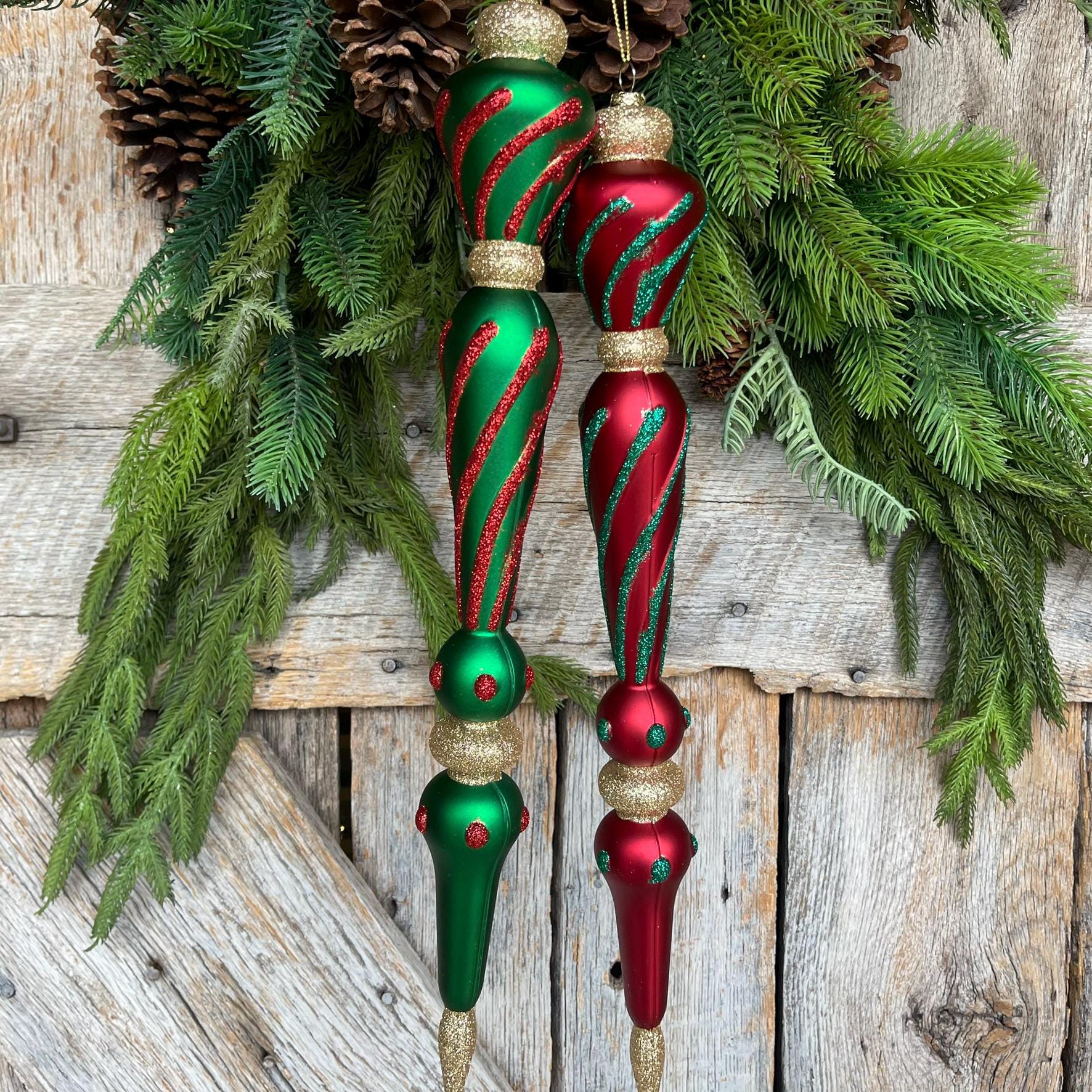 Set of 2 17" Red Green Finials, Red Green Ornament