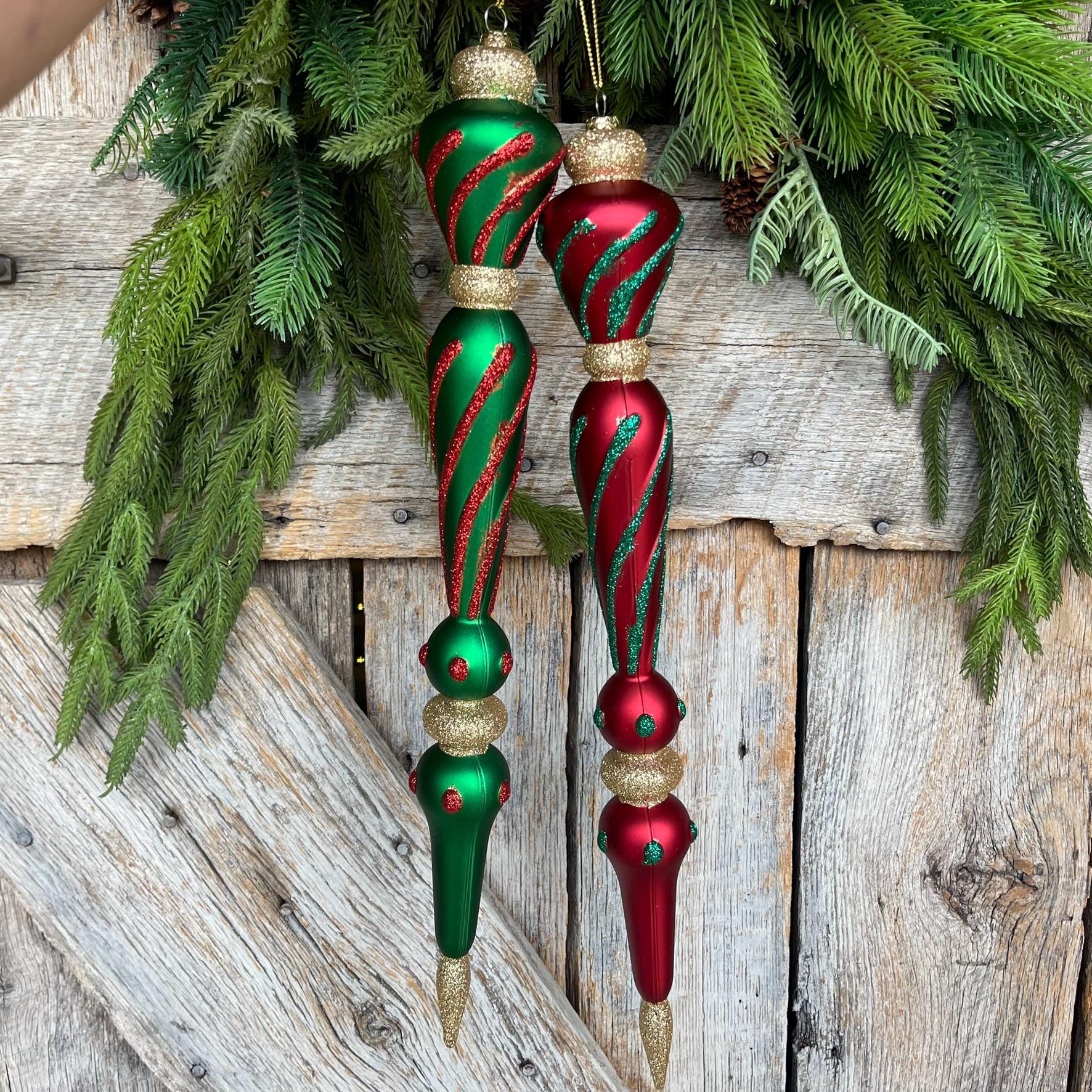 Set of 2 17" Red Green Finials, Red Green Ornament