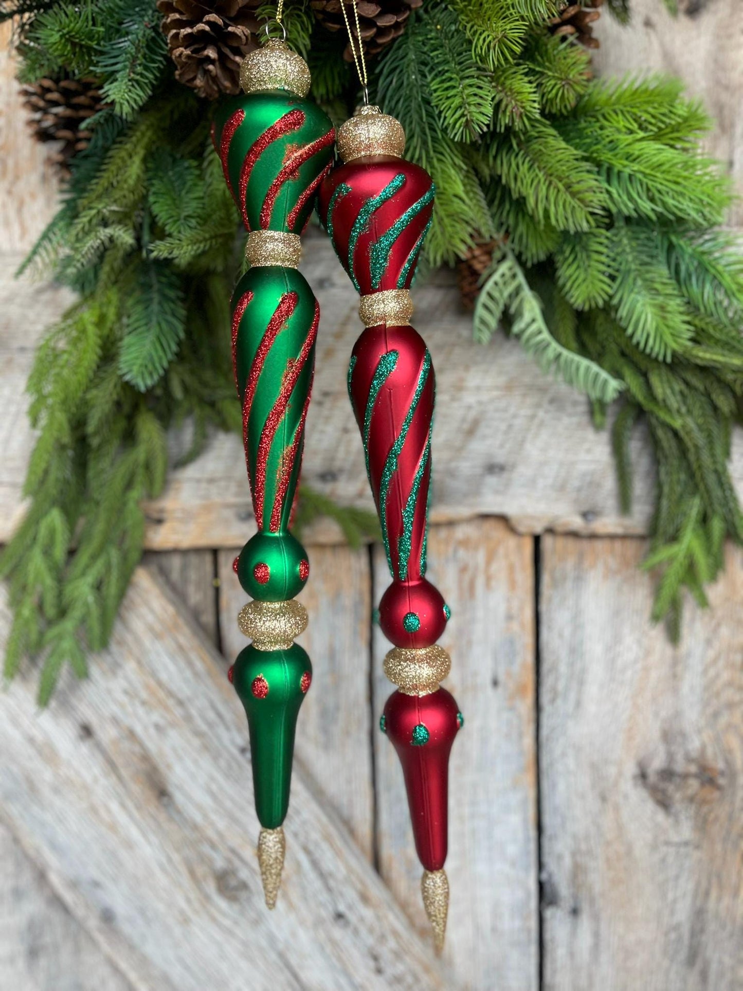 Set of 2 17" Red Green Finials, Red Green Ornament